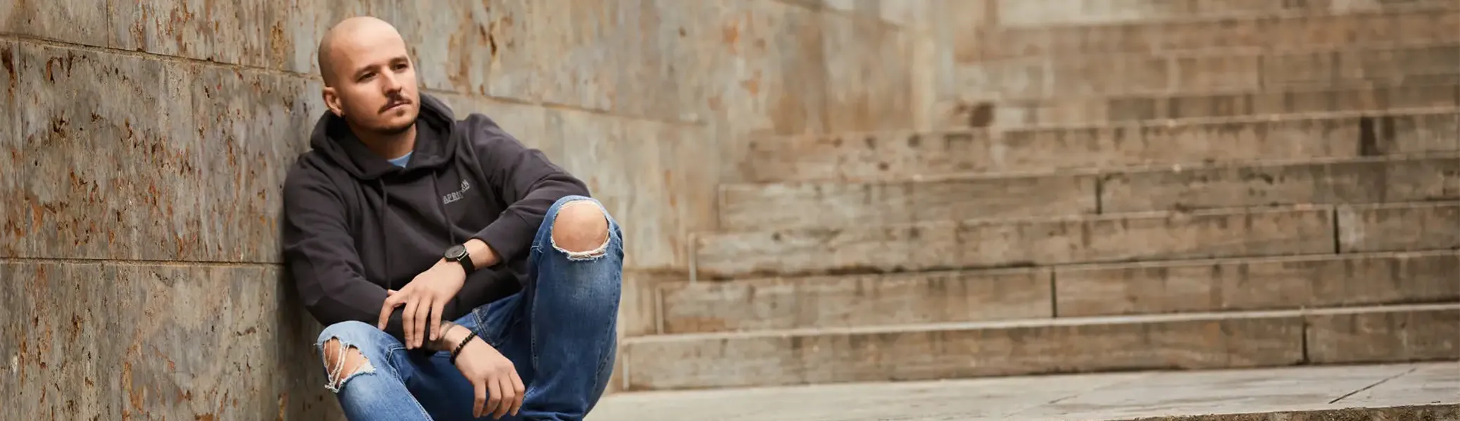 Build Your Brand || James & Nicholson || B&C -Build Your Brand || James & Nicholson || B&C Banner Hoodies Footer